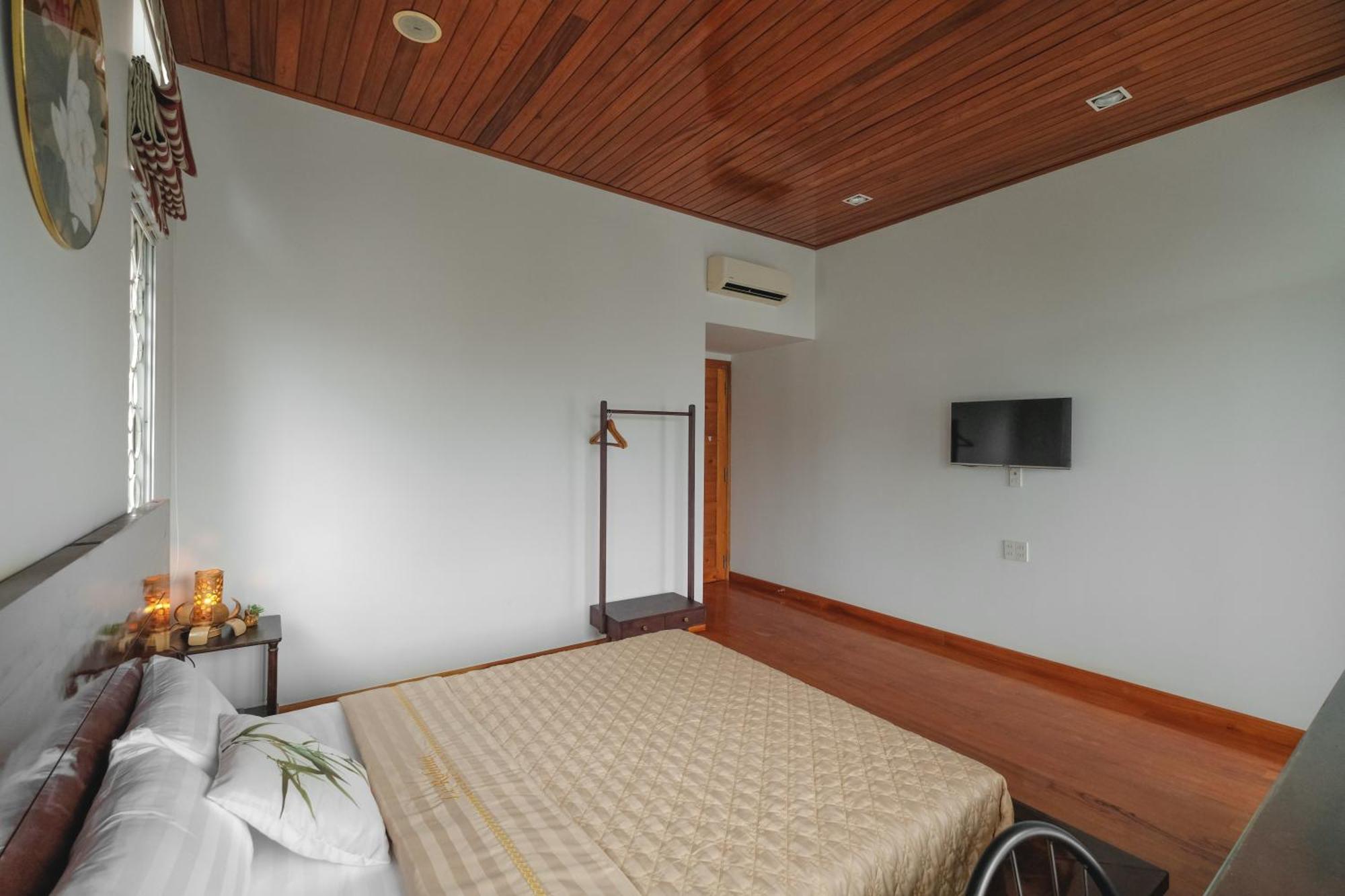 Le Robinet Villa - A Journey Into Hue Citadel Soul Room photo